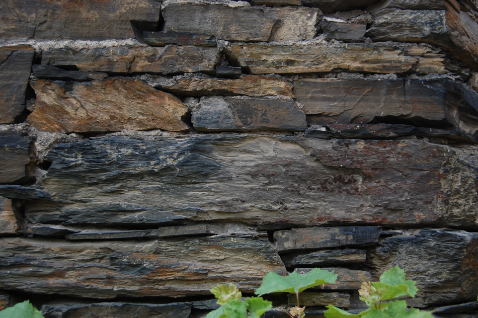 Image of stone in house in Gondorf